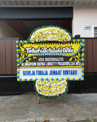Papan Bunga Duka di Karangmojo